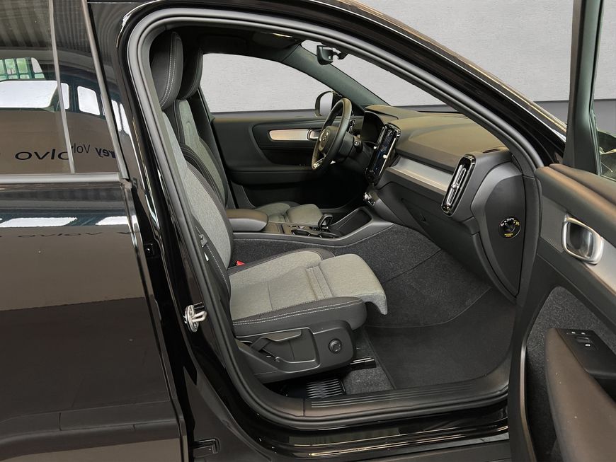 Volvo  Core
