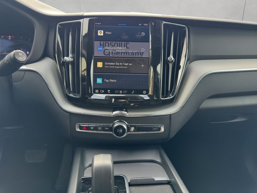 Volvo  Plus Dark