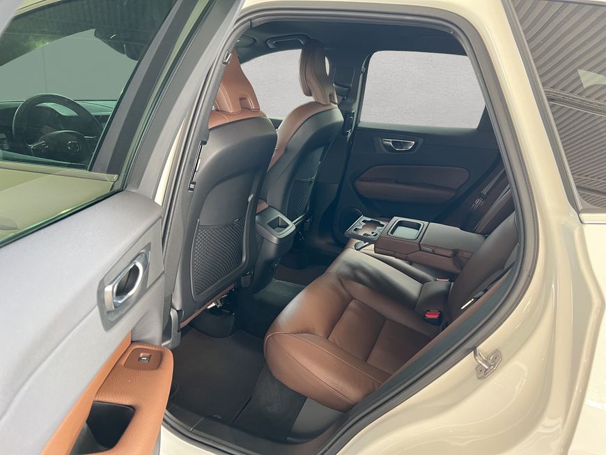 Volvo  20'