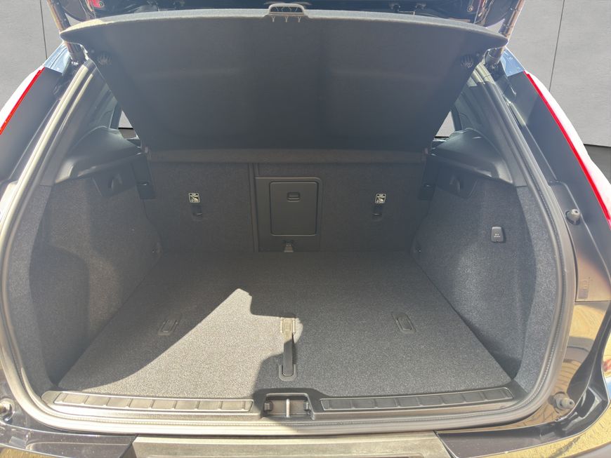 Volvo  Core