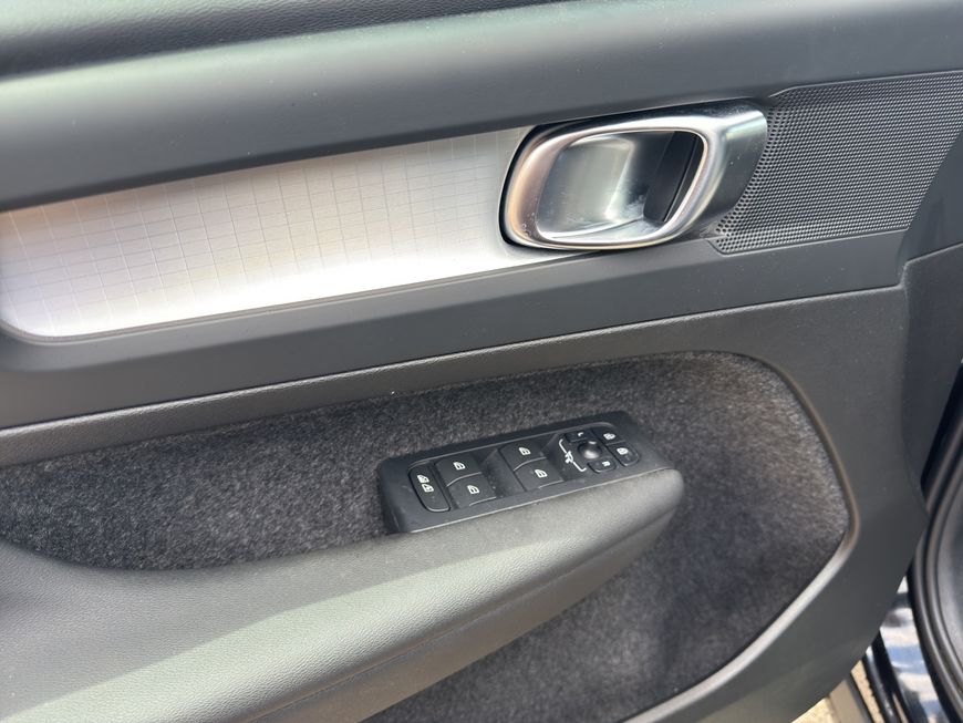 Volvo  Core