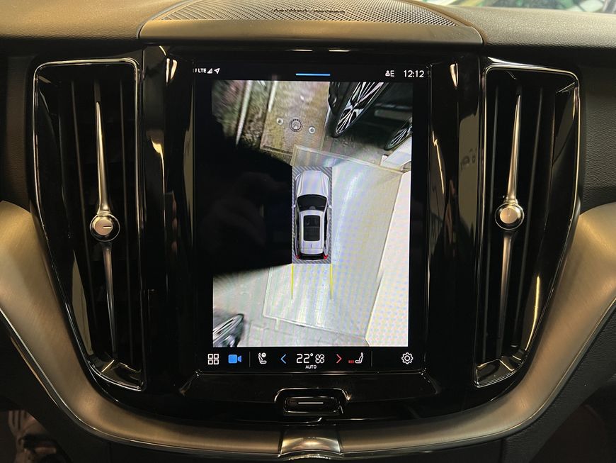 Volvo  Momentum Pro