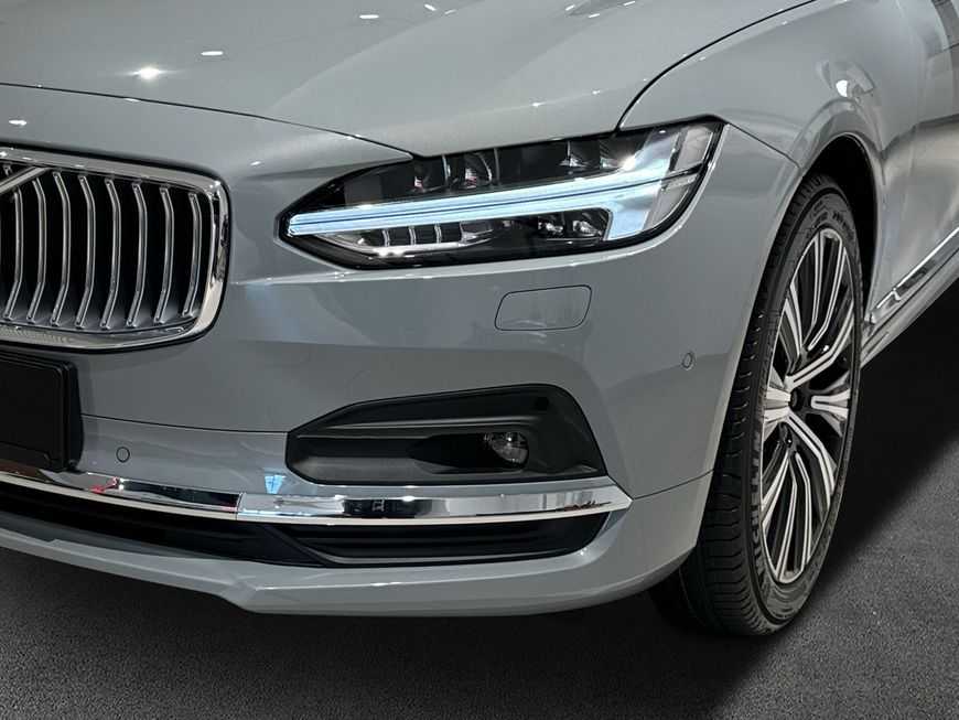 Volvo  Ultimate Bright