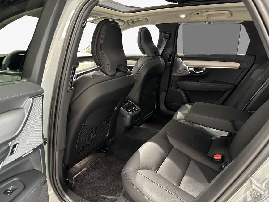 Volvo  Ultimate Bright
