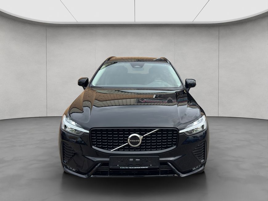 Volvo  Plus Dark