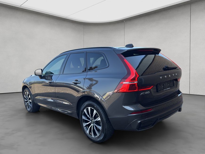 Volvo  Plus Dark