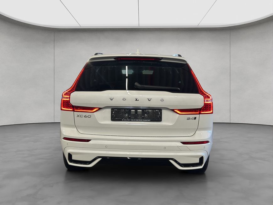 Volvo  Plus Dark