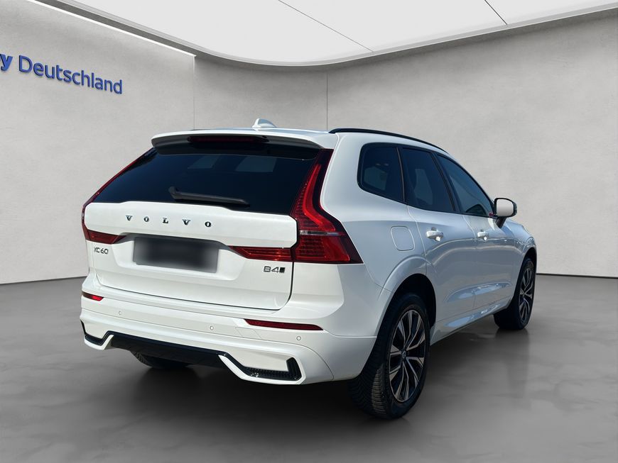 Volvo  Plus Dark