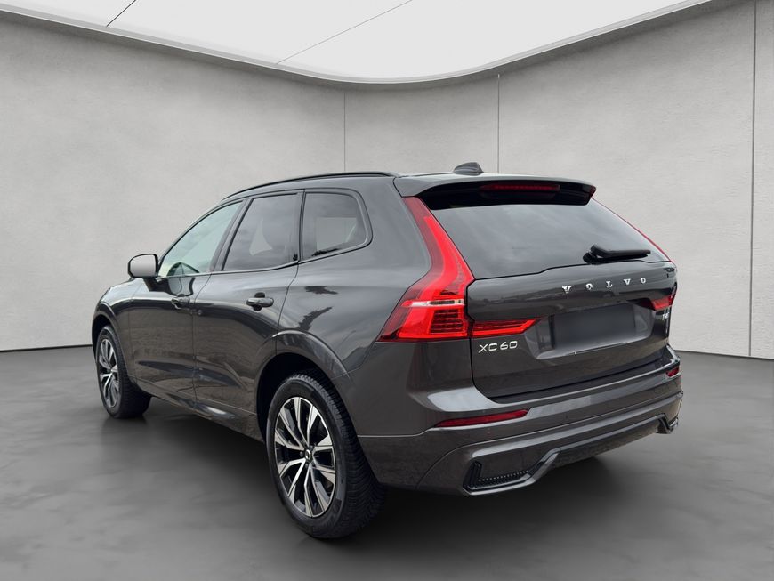 Volvo  Plus Dark