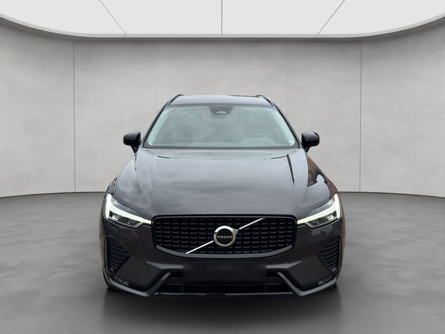 Volvo  Plus Dark