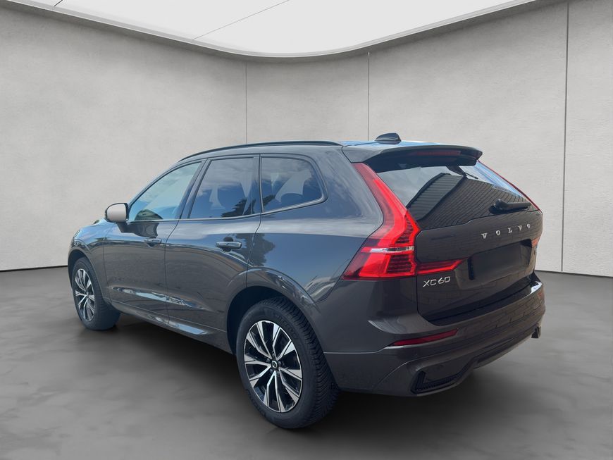 Volvo  Plus Dark