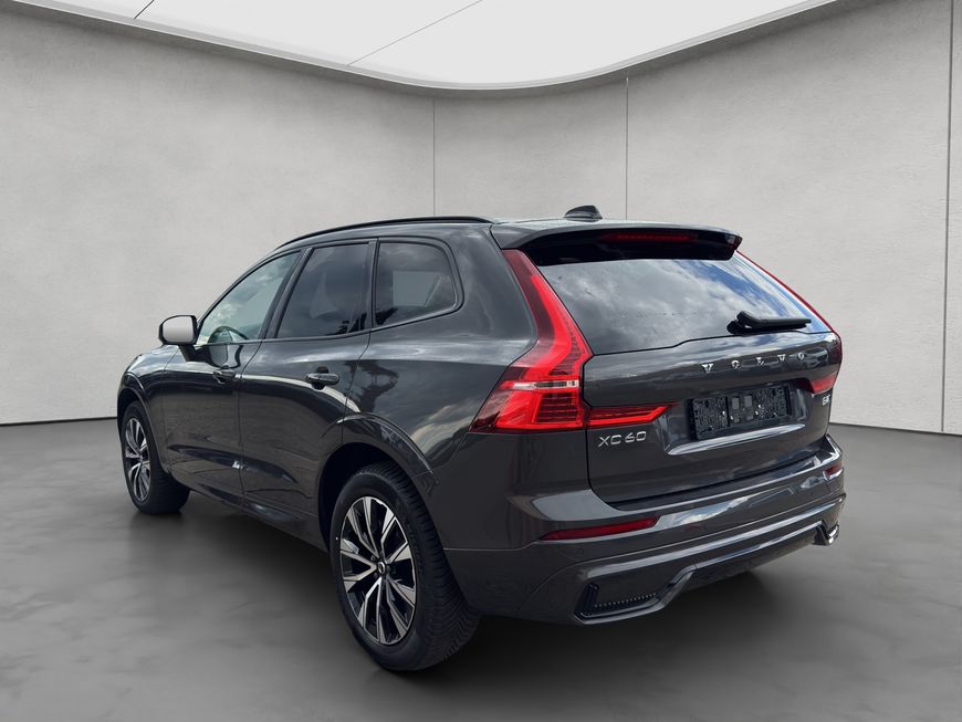 Volvo  Plus Dark