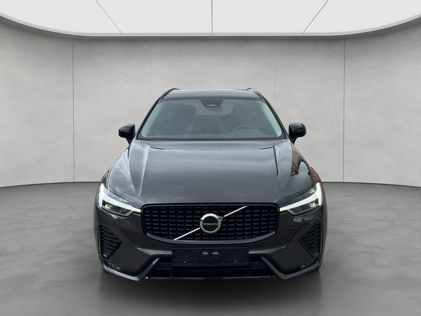 Volvo  Plus Dark
