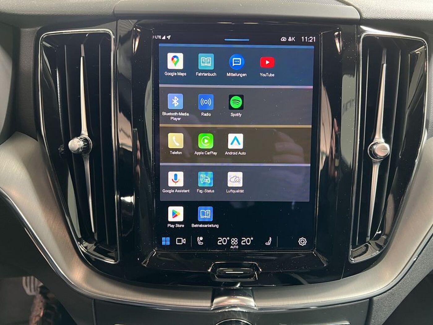 Volvo  Core