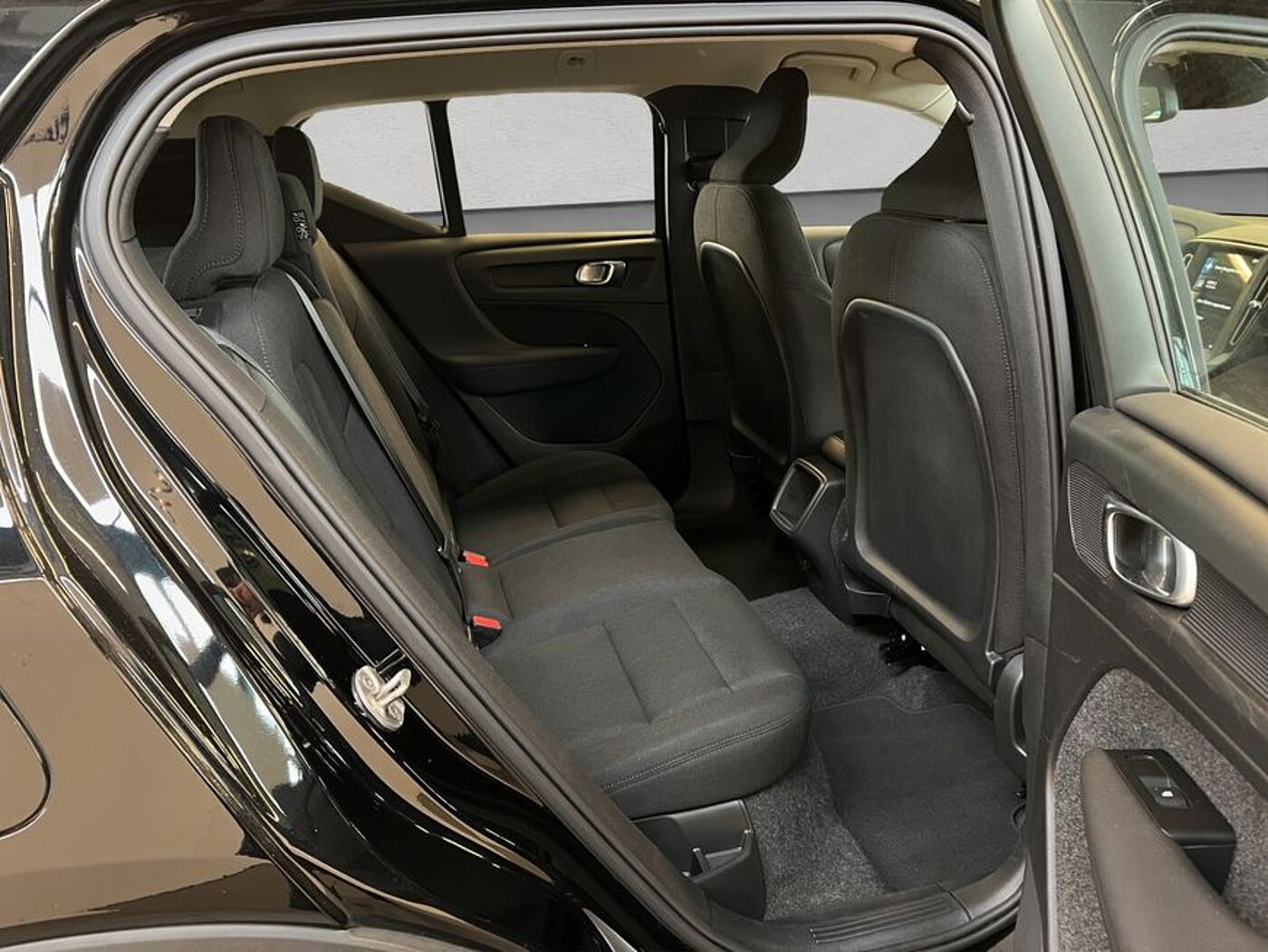 Volvo  Momentum Core