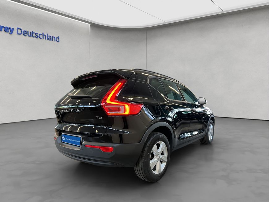 Volvo  Momentum Core