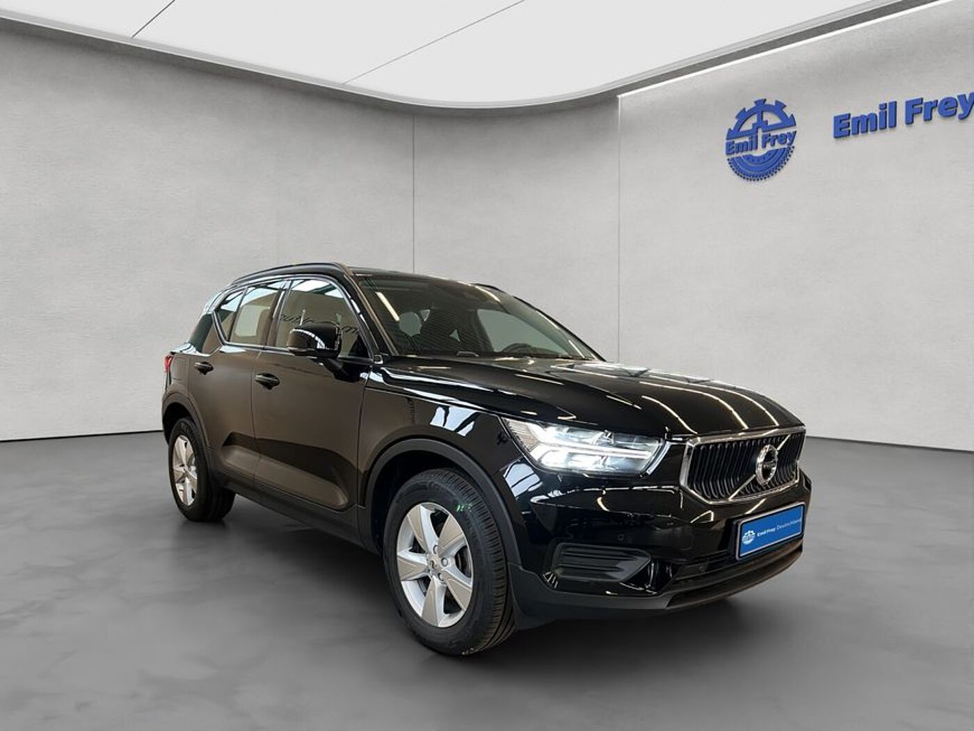 Volvo  Momentum Core