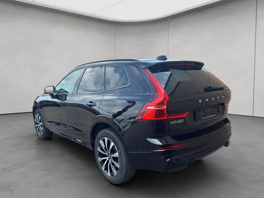 Volvo  Plus Dark