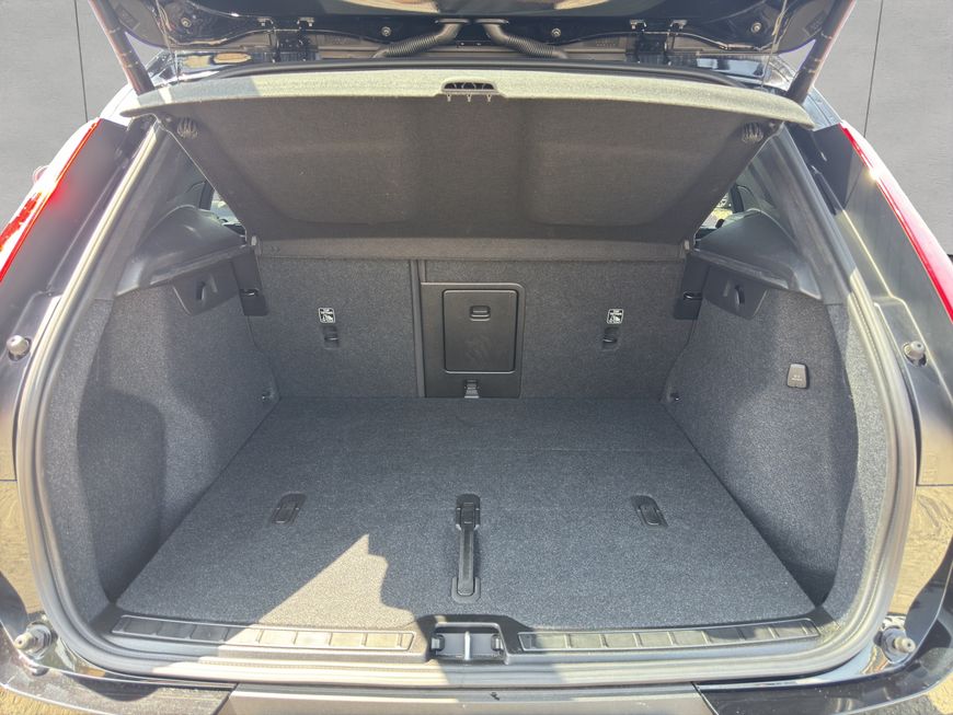 Volvo  Core