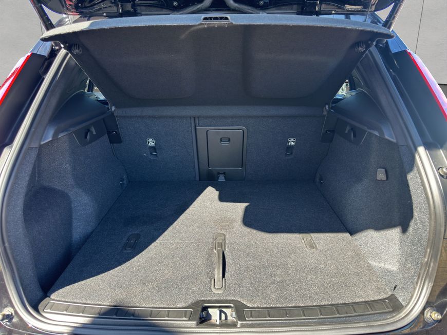 Volvo  Core