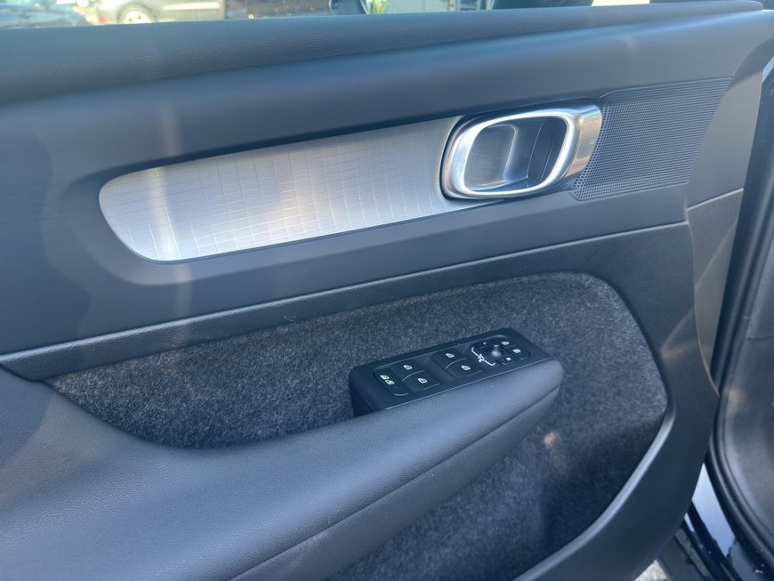 Volvo  Core