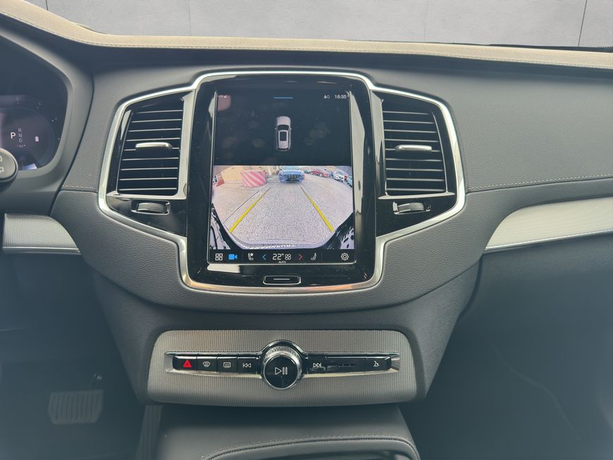 Volvo  Plus Bright