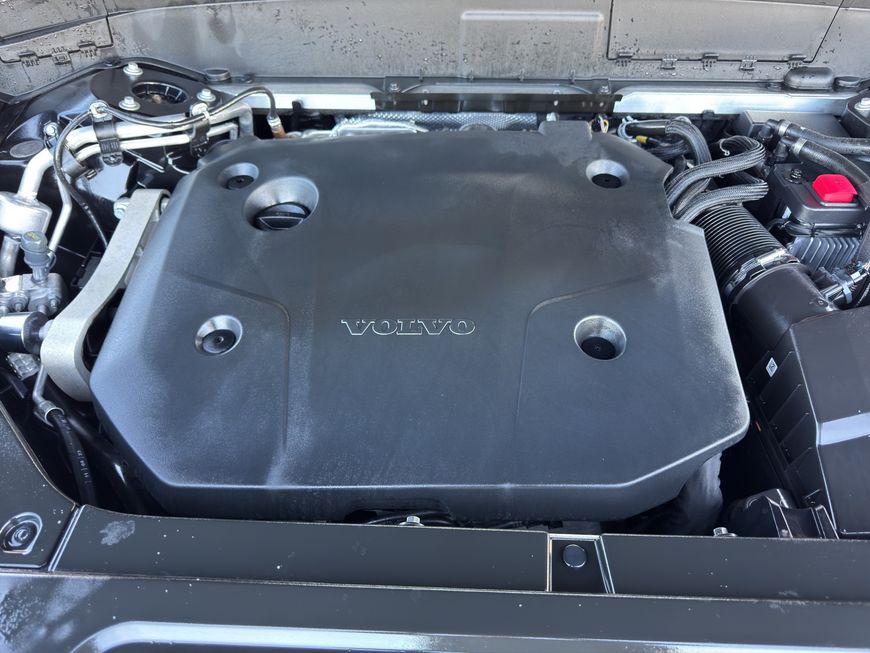 Volvo  Plus Bright