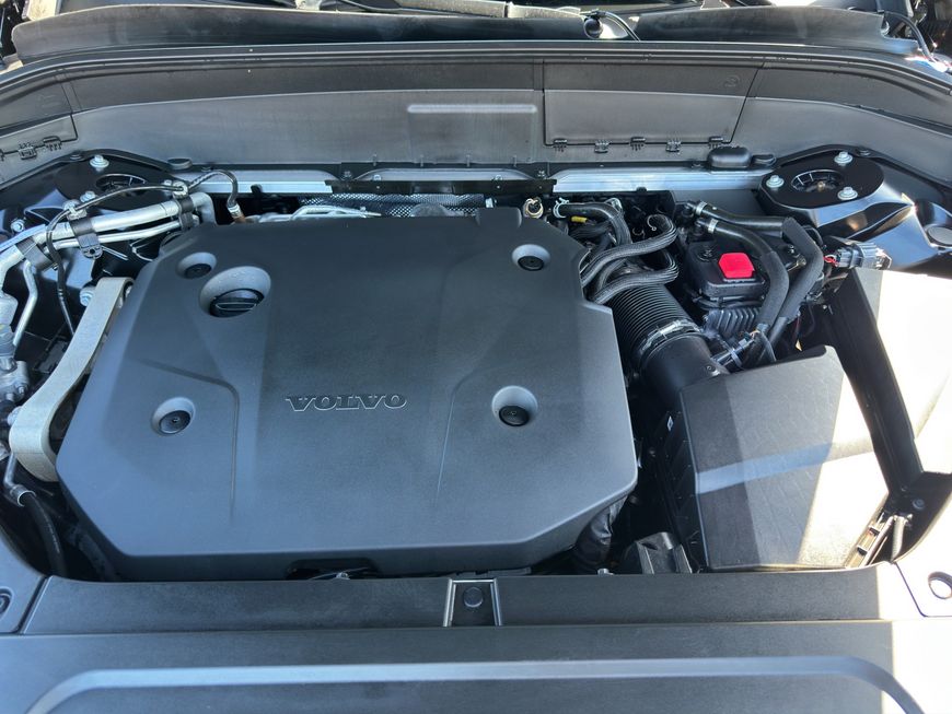 Volvo  Plus Bright