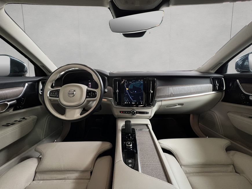 Volvo  Ultimate Bright