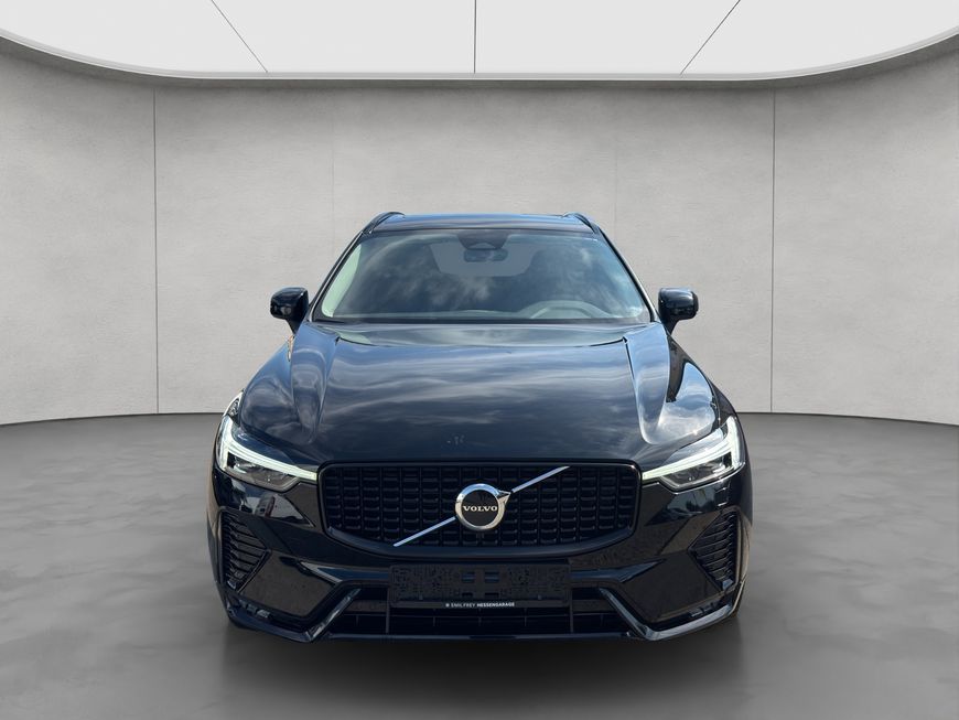 Volvo  Plus Dark