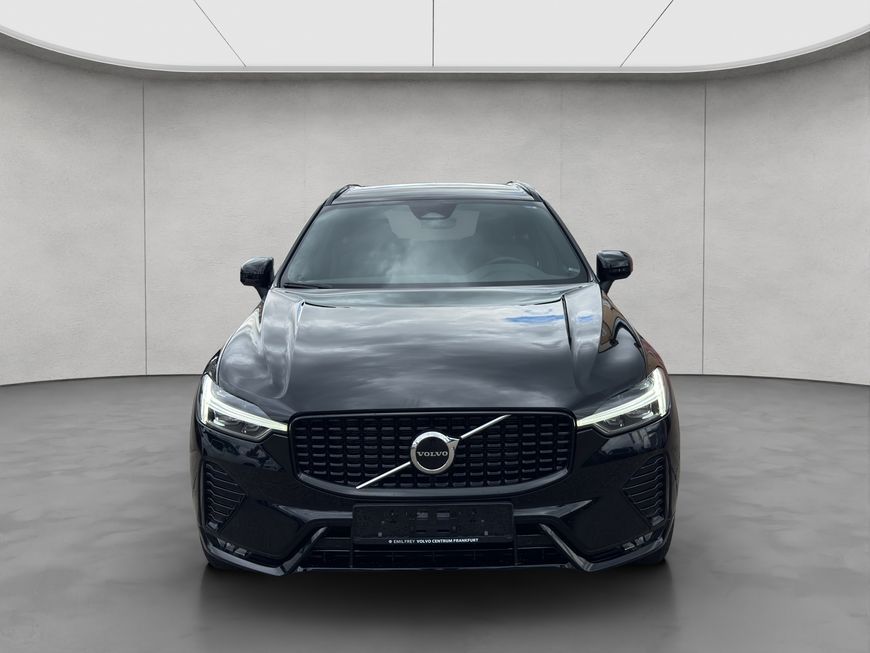 Volvo  Plus Dark