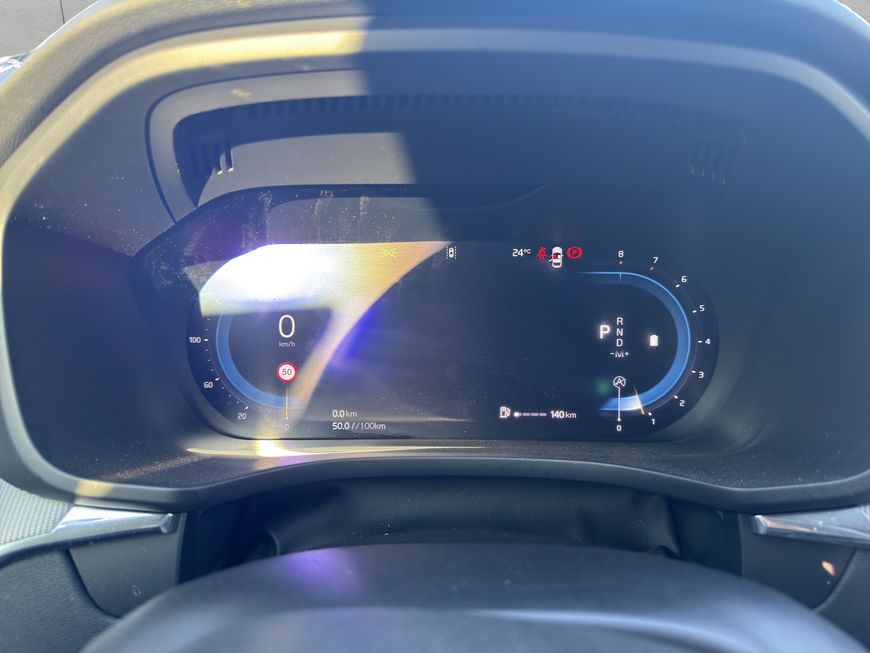 Volvo  Plus Dark