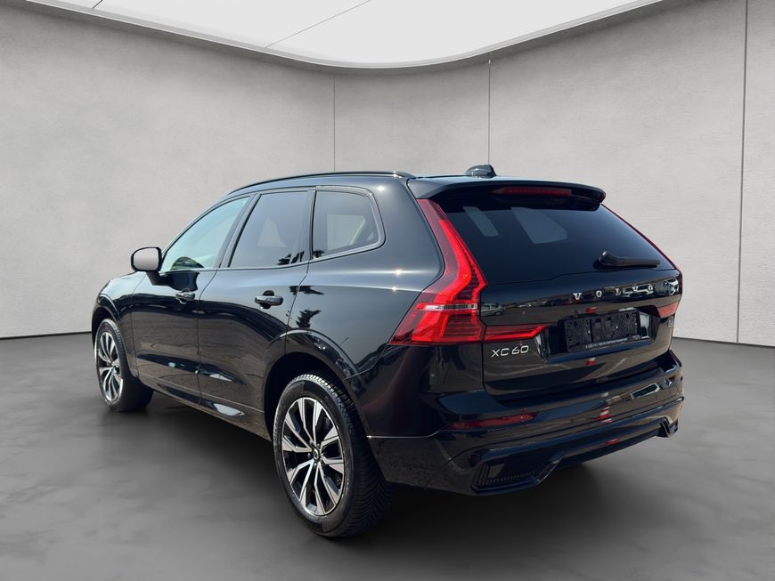 Volvo  Plus Dark