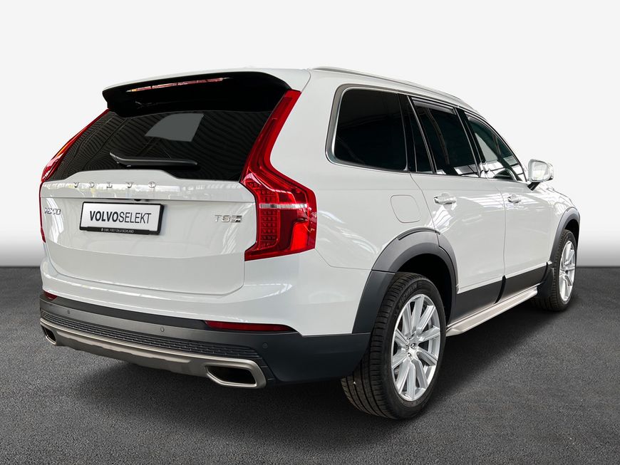 Volvo  XC90 T8 TWIN ENGINE (223kW/303 PS + 65 kW/87 PS) Inscription (7-Sitzer)