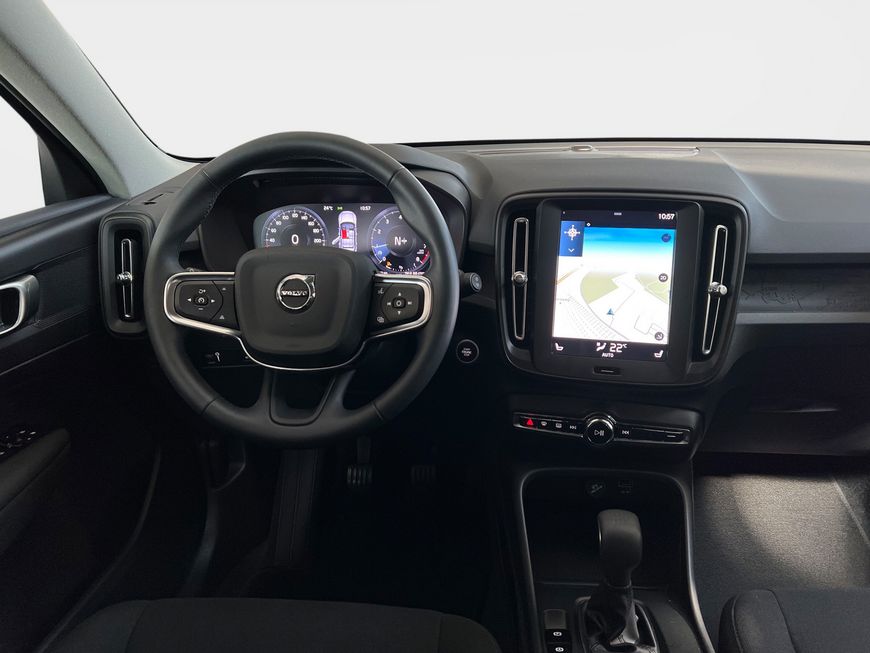 Volvo  XC40 Momentum Core, T2 Schaltgetriebe