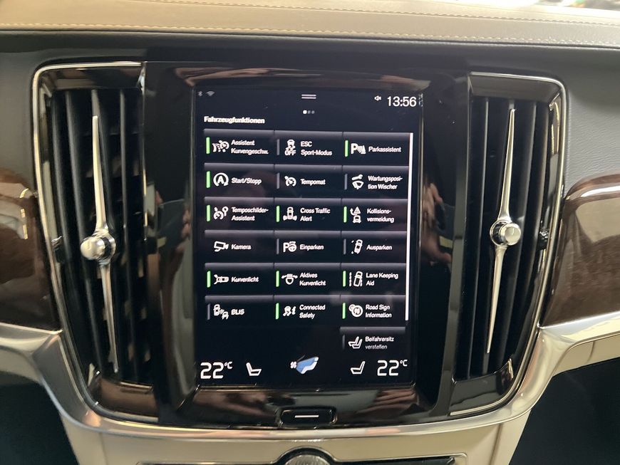 Volvo  V90 D4 AWD Automatikgetriebe (140kW/190PS) Inscription