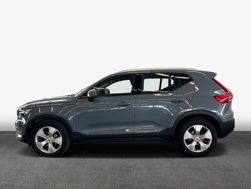 Volvo  XC40 D3 Schaltgetriebe (110kW/150PS) Momentum Pro