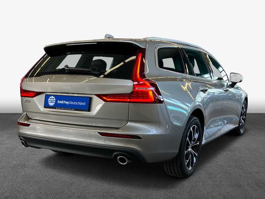 Volvo  V60 D4 Automatikgetriebe (140kW/190PS) Momentum Pro