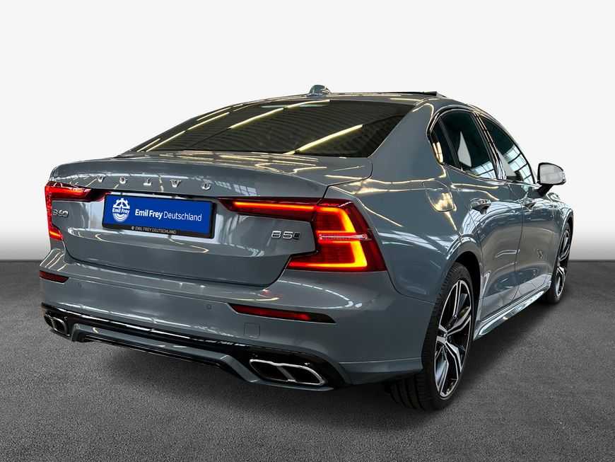 Volvo  S60 Recharge R-Design, T8 AWD Plug-in Hybrid