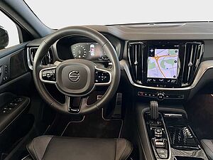 Volvo  T8 Recharge AWD R-Design PilotAssist BLIS 19'