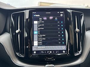 Volvo  B4 CORE Aut PilotAssist BLIS Voll-LED Google-Navi