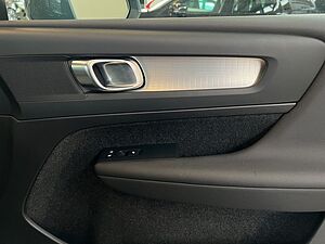 Volvo  T2  Aut Navi LED Kamera PDC v+h
