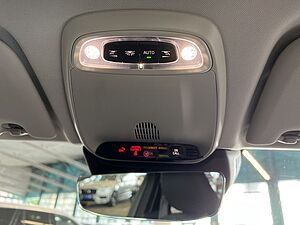 Volvo  B5 AWD Aut PilotAssist BLIS Leder Navi LED