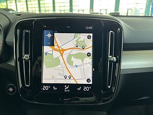 Volvo  T2  Aut PilotAssist Navi LED Kamera PDC