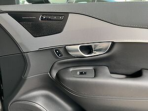 Volvo  Plus Bright