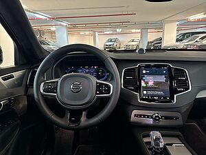 Volvo  Ultimate Dark