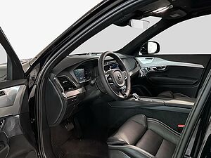 Volvo  Ultimate Dark