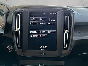 Volvo  Momentum Core