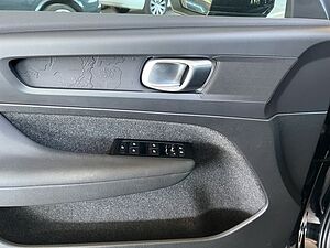 Volvo  Momentum Core