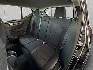 Volvo  Momentum Core